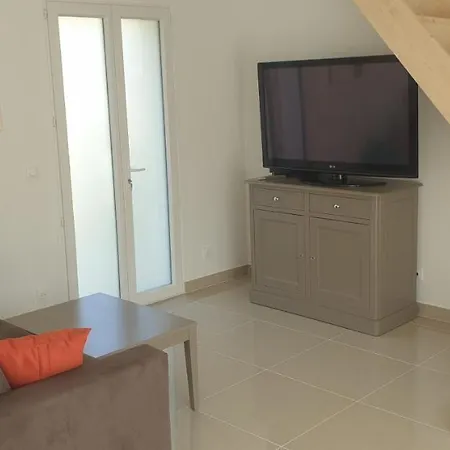 Hébergement de vacances Petite Maison Sur Les Traces De Gogh